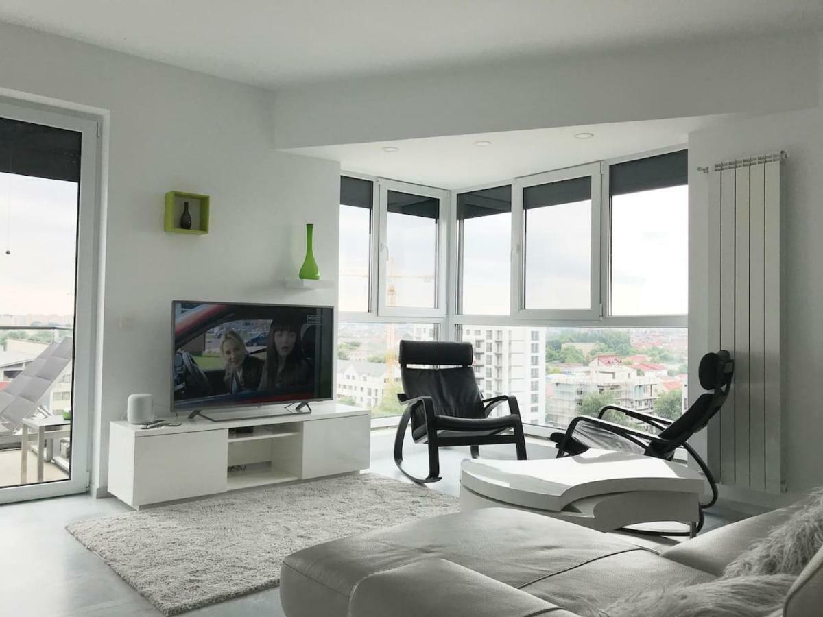 Luxury Westpark 2 Residence With Lake View Bucharest Luaran gambar