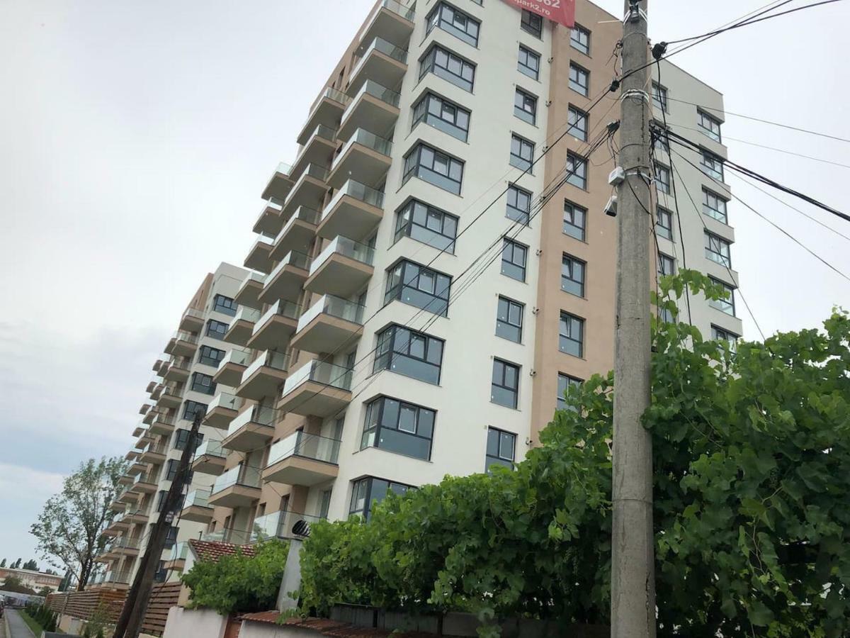 Luxury Westpark 2 Residence With Lake View Bucharest Luaran gambar